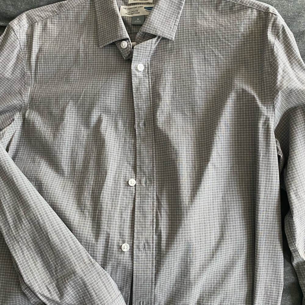 Old Navy Men's Gray Checkered Shirt